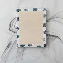 Load image into Gallery viewer, Floral Notepad Notepad  (5.5&quot; x 4&quot;)
